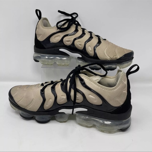 Nike Air Vapormax Plus Men’s Size 10.5 Rattan White Khaki Brown Black DX3720-200 - Picture 2 of 14